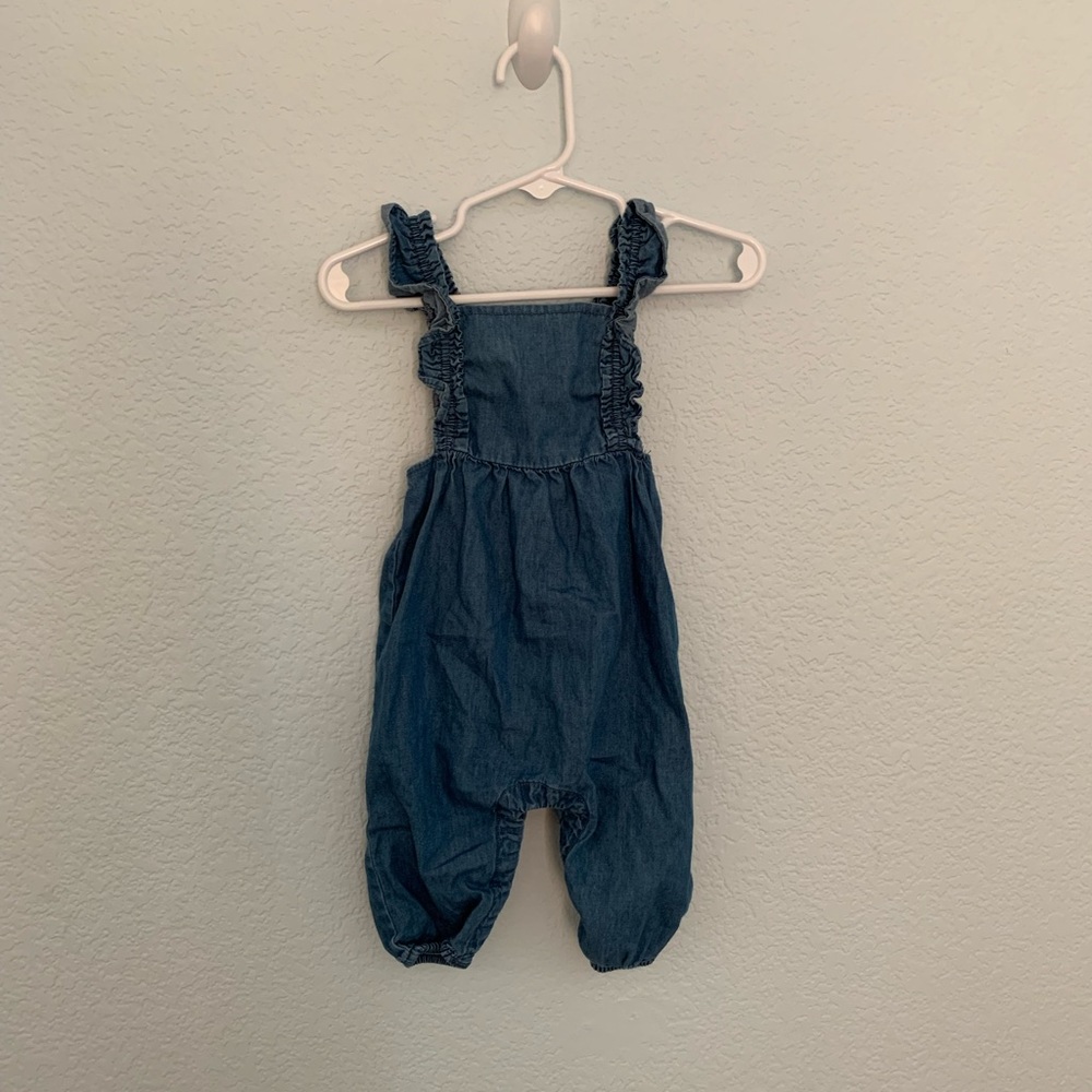 Baby jumpsuit